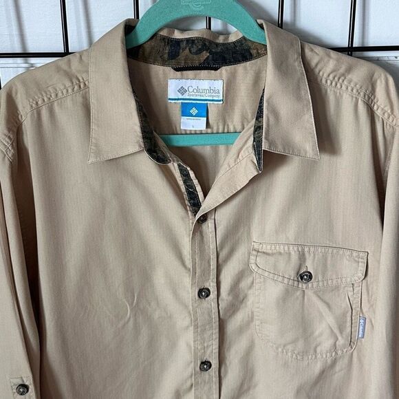 Columbia Button Up Shirt Men’s L Beige Roll Tab Sleeve Flip Cuff Camo - Picture 2 of 10